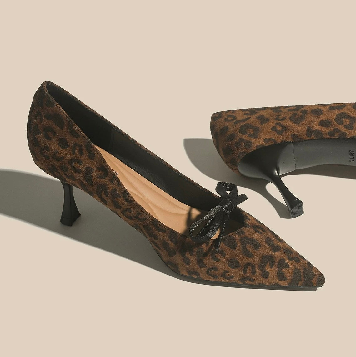 Leopard Print Bow-Detail Pumps