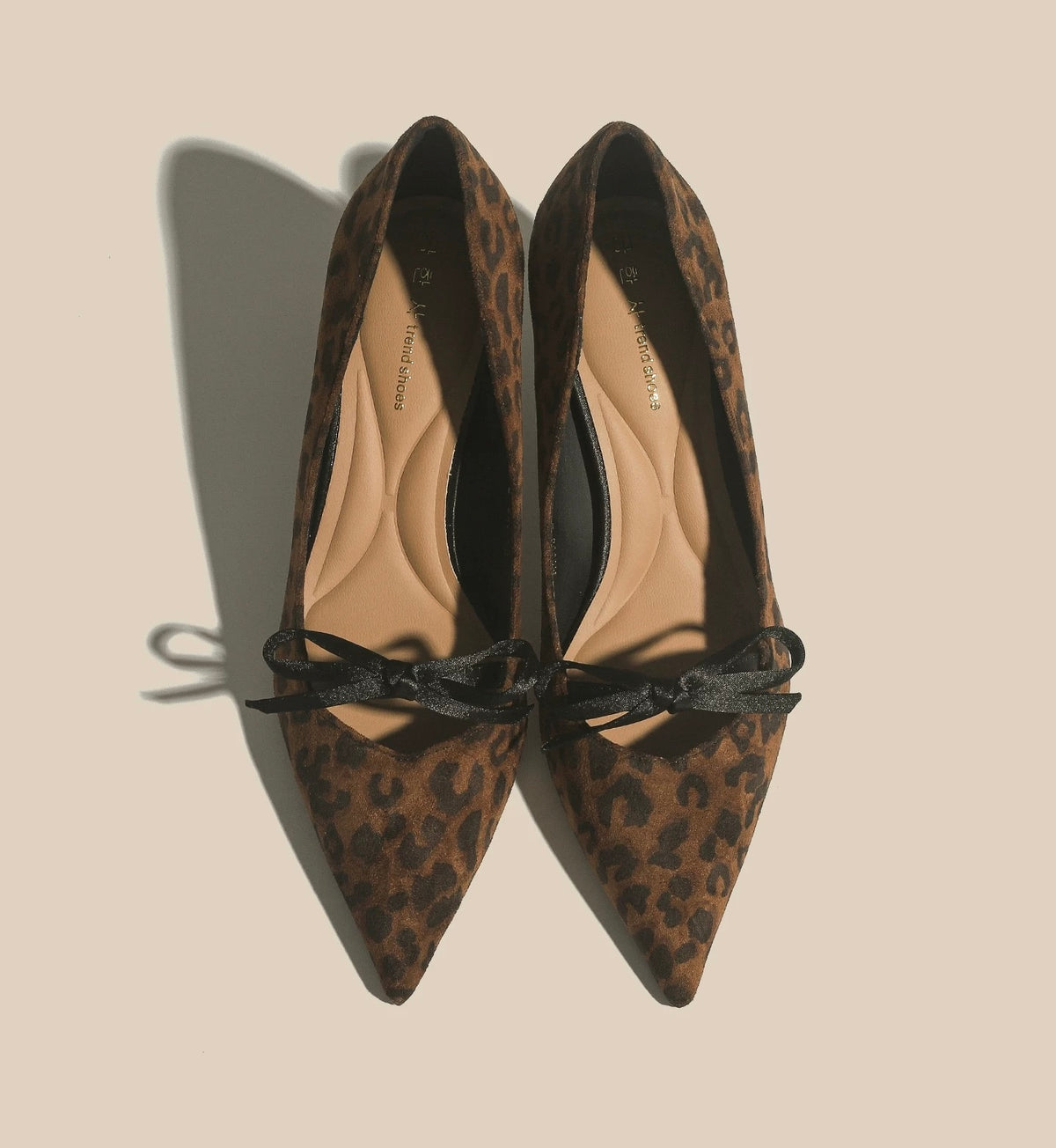 Leopard Print Bow-Detail Pumps